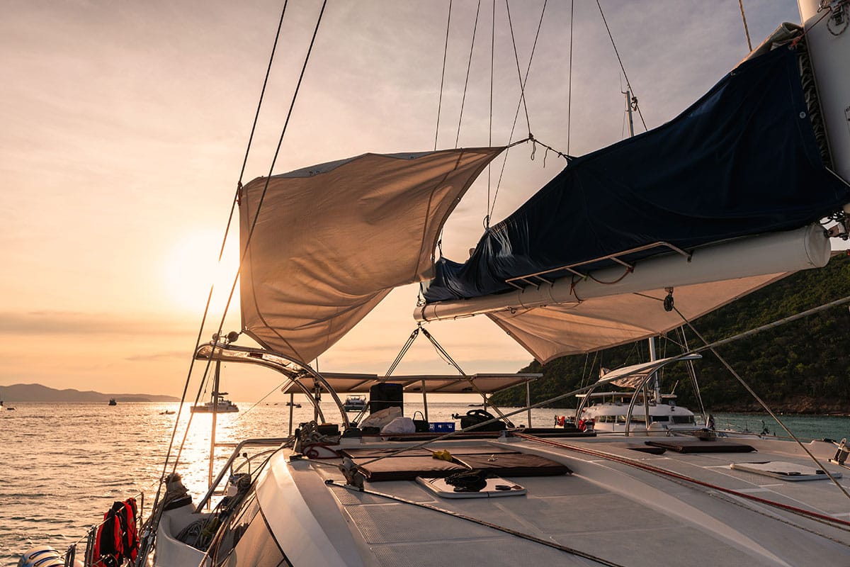 Boat-Charter-view-06