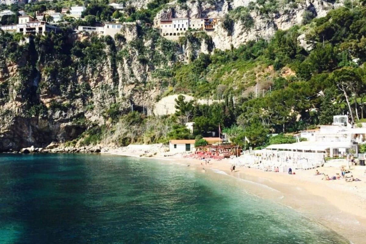 top-5-beaches-view-01