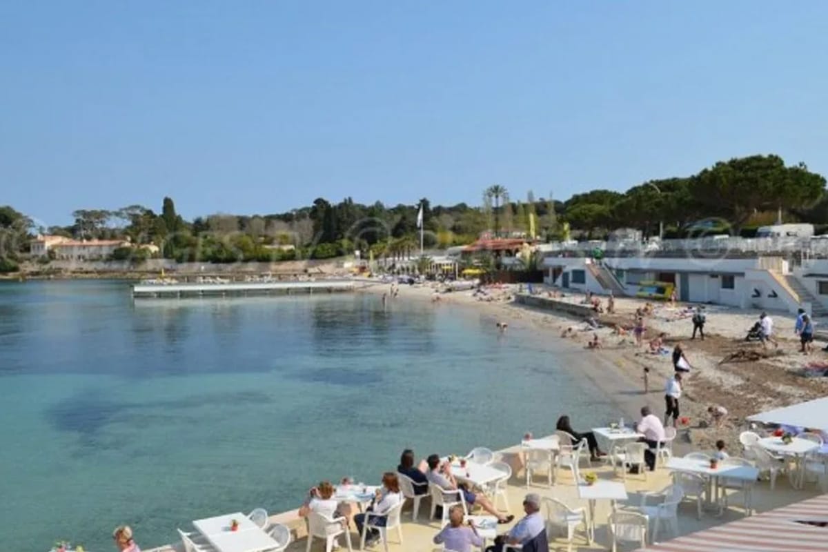 top-5-beaches-view-03