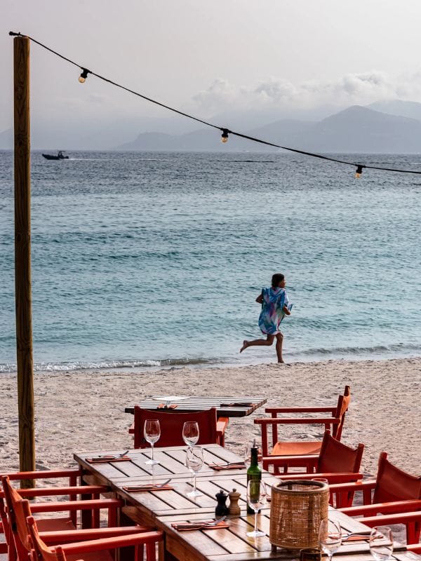bijou-plage-cannes-lounge