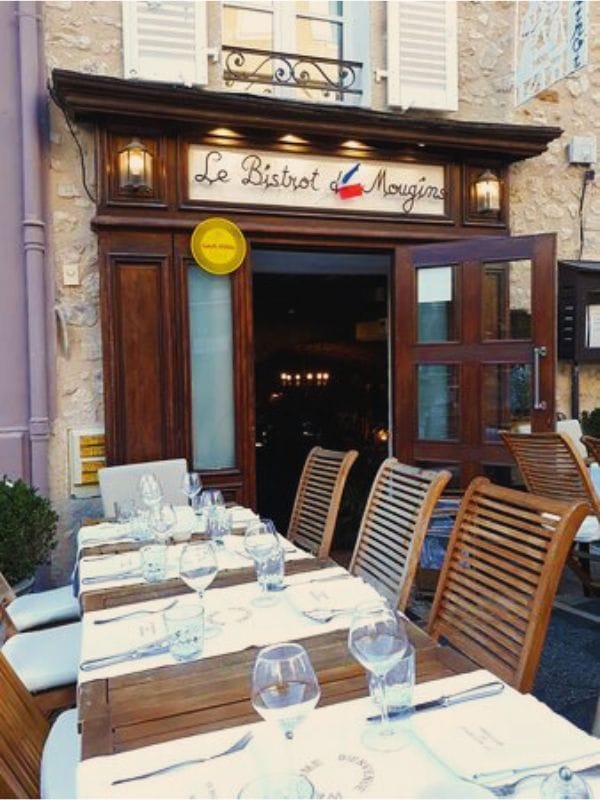 restaurant-le-bistrot-mougins-outside-view
